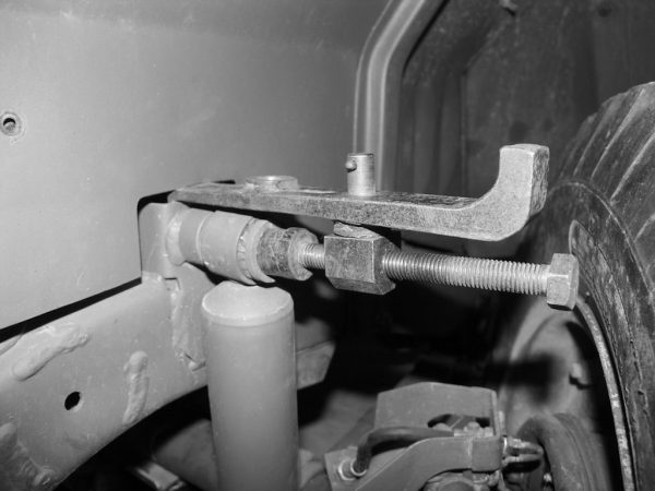 OUTIL DE COMPRESSION AMORTISSEUR (WILLYS/M201) – Image 4